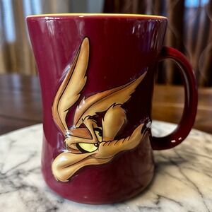 VTG 1999 Looney Tunes Wile E Cyote Mug By Xpres 3D Coffee Tea Coca Burgandy